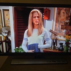 Samsung 24" LED TV (NOT Free Antenna)