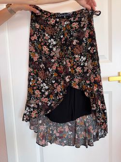 Abercrombie and Fitch Floral Skirt SIZE SMALL