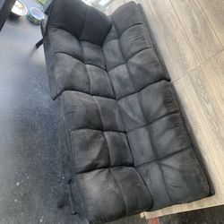 Black Futon