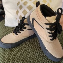 Youth Airwalks  Size 3