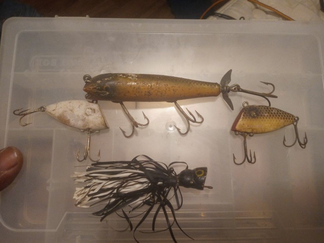 Wooden Antique Fishing Lures