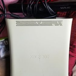 XBOX 360 Excellent condition original owner