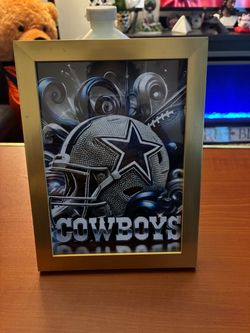 NFL hanging pictures