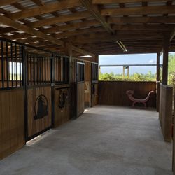 Horse  Estable 