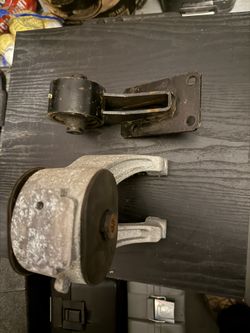 99-04 Honda Odyssey 3.5L Motor Mount Rear 