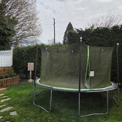 Free Trampoline
