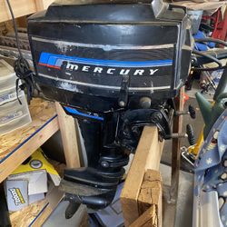 Mercury 7.5 Outboard Motor