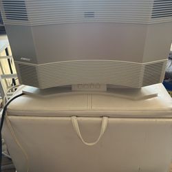 Bose Radio And CD Player 