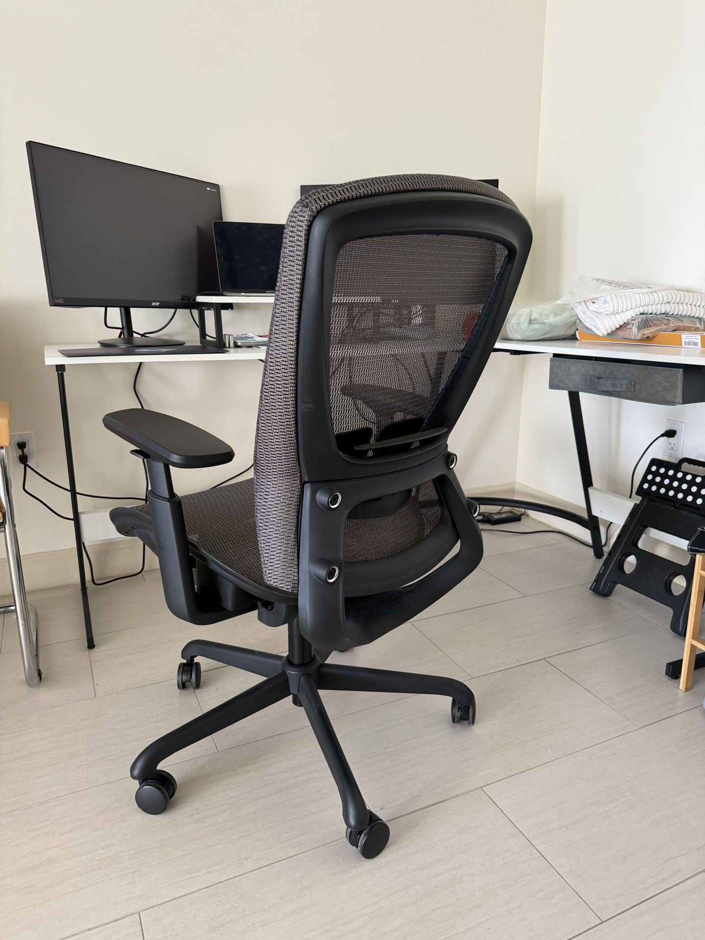 Elabest Ergonomic Office Chair 