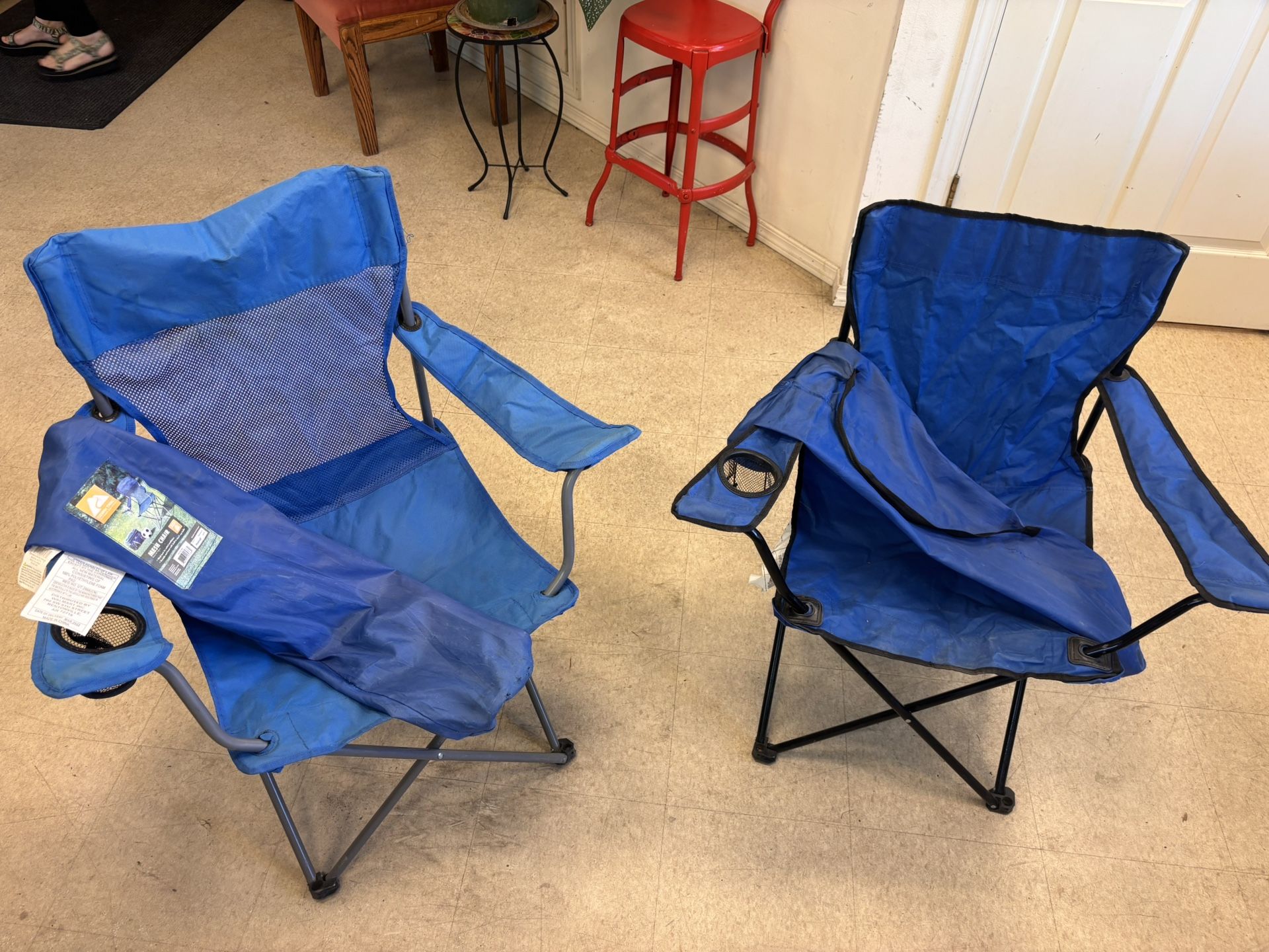 Blue Foldable Mesh Chairs Case Included 