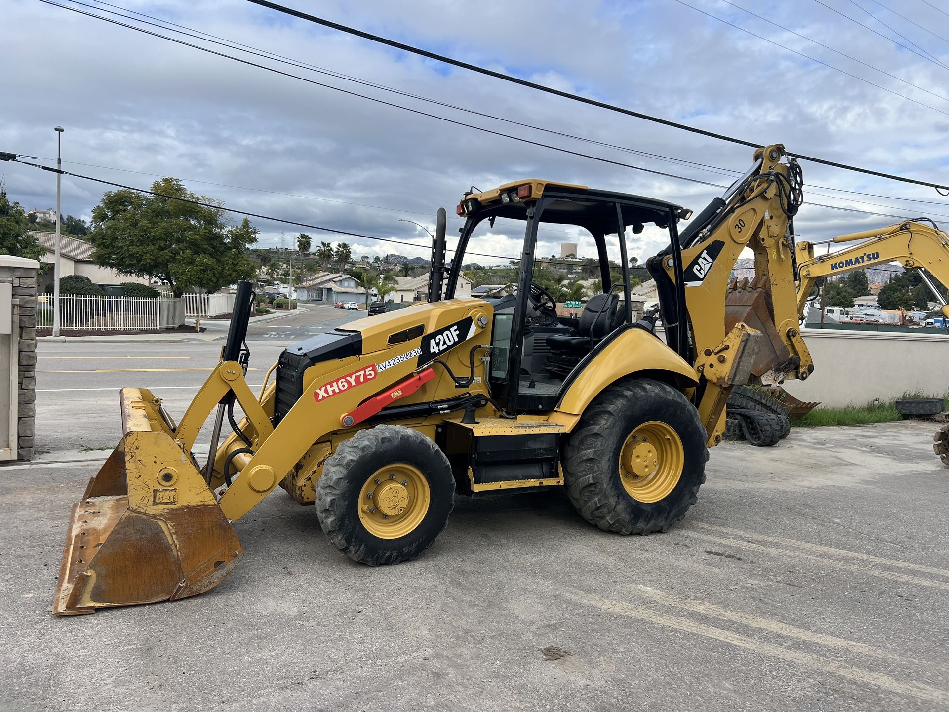 CAT 420F Backhoe 