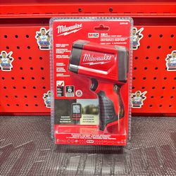 Milwaukee M12 Lithium-Ion Laser Temperature Gun Infrared 12:1 Thermometer (NIST) (Tool-Only)