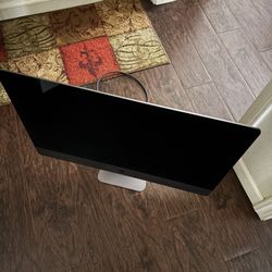 🖥️ 5K iMac Pro Xeon 32GB Ram 1TB SSD 8GB GPU READ DESCRIPTION NO TRADE FIRM ON PRICE 💲750 PICK UP ONLY 