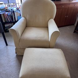 Nursing Gliding/Rocking chair - with Gliding Ottoman