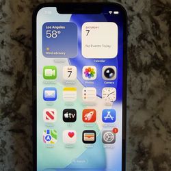 Used Black iPhone 12 - 64 GB - AT&T