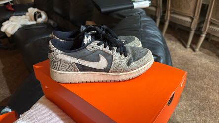 Nike Dunk Low Size 6.5y 
