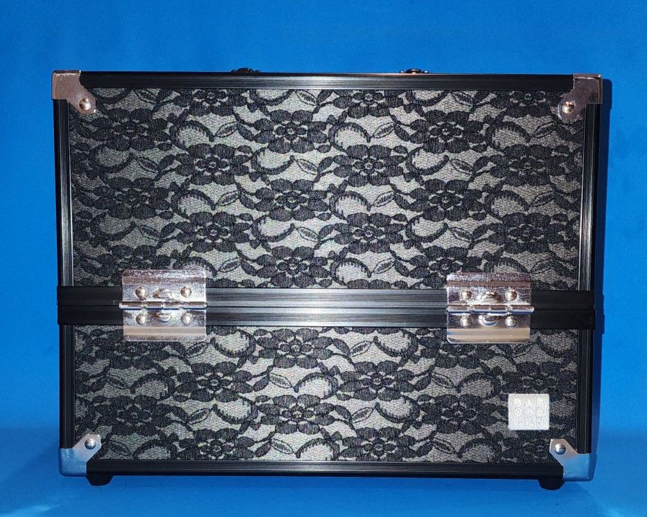 $40 - New - Caboodles Make Me Over Four Tray Train Cosmetic Case, Black Lace
