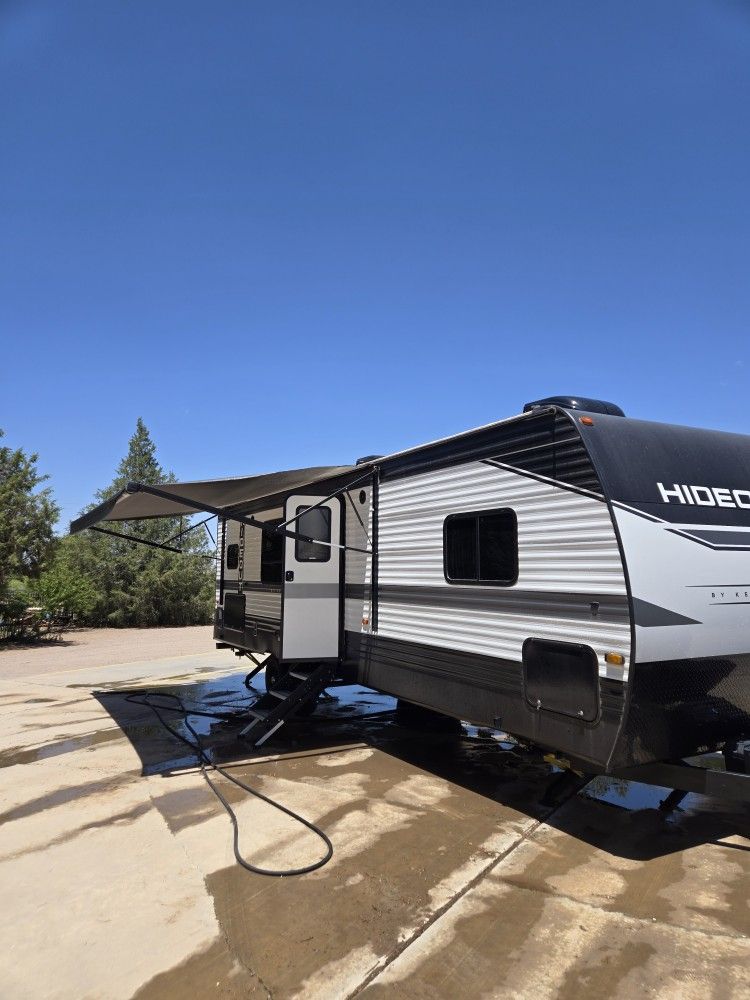2023 Keystone Hideout