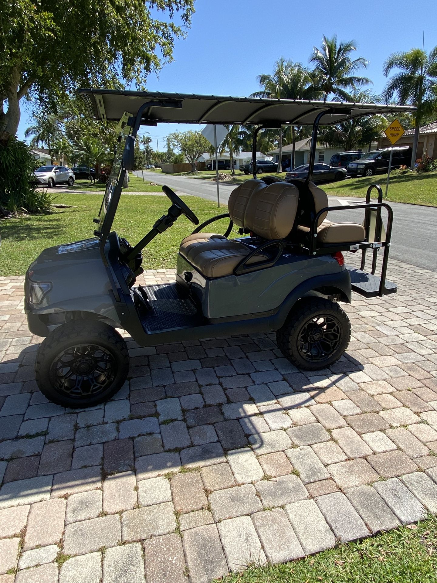 Custom Club Car Golf Cart w/ Alpha Kit And Factory Lithium
