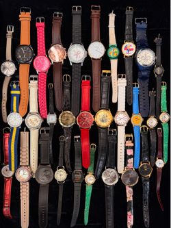 Mixed Watch Lot Of 30 For Parts Or Repair