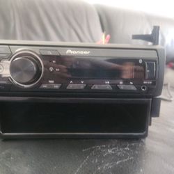 Pioneer MVH-S21BT Stereo 
