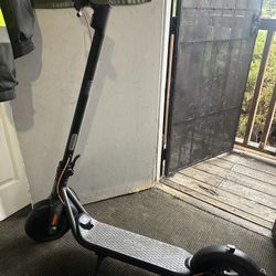 Ninebot Scooter 