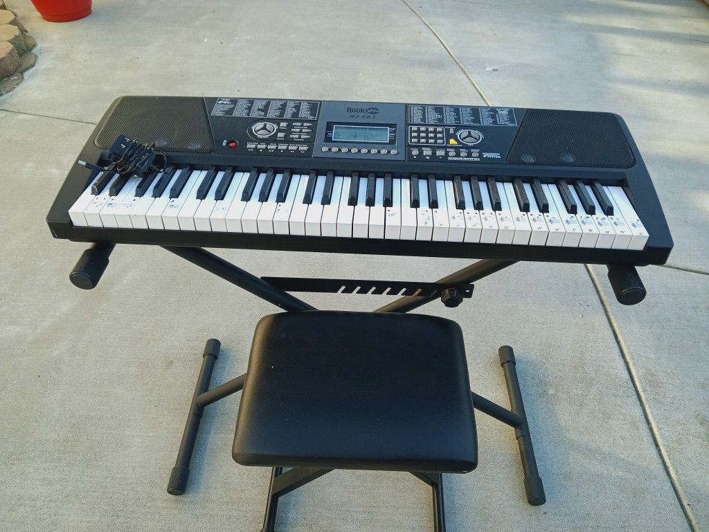 Working Piano Keyboard With Chair
