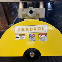 Pandrol reversible hydraulic rail saw