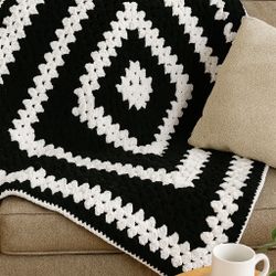 Handmade Black & White Crochet Blanket – Cozy, Plush, One-of-a-Kind