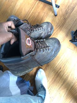 Size 11 work boots (best offer)