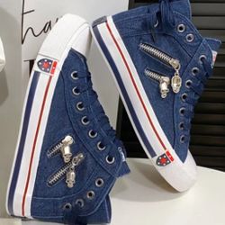 Fashion Women Converse Very Quality 20 Pairs $10 Each 