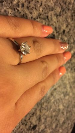 Natural 1ct diamond ring
