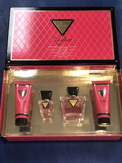 100 % authentic GUESS SEDUCTIVE I'M YOURS. LARGE SIZE GIFT SET INCLUDES 2.5OZ FRAGRANCE, BODY LOTION, SHOWER JEL AND MINI PERFUME. ORIGINAL BRAND NEW