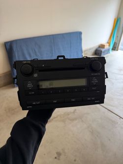Toyota OEM Car Stereo CD MP3 Radio Head Unit