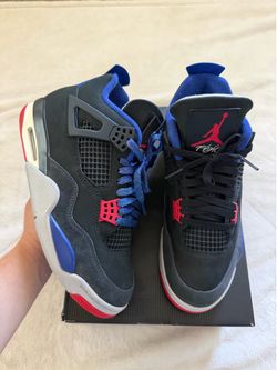Rare Air Jordan 4’s (gold lettering)