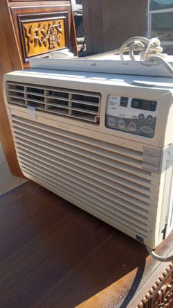 Window air conditioner