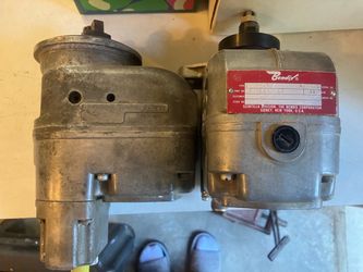 Distributor for small Aircraft Engine