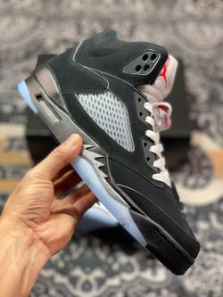 Air Jordan 5 Retro  Black Metallic Reimagined