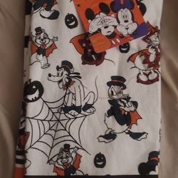 DISNEY 2PK HALLOWEEN KITCHEN TOWELS