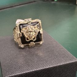 Versace Ring