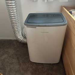 Frigidaire 10k BTU Portable Ac 