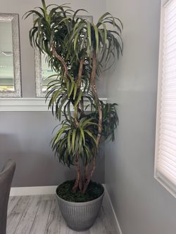 Artificial Tree 8ft