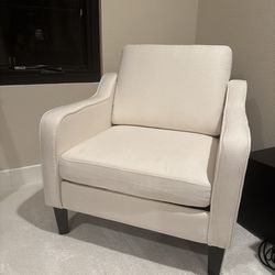 BEAUTIFUL WHITE ARM CHAIR (Open to Negations)