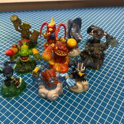 Skylander Spyro Adventure figures (10)