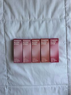 Kylie Cosmetics - Powder Blush Stick