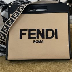 Designer Purse W Strap