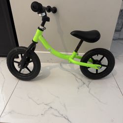 Kids Green Balance Bike – No Pedals – Adjustable