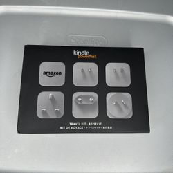 Amazon Kindle Powerfast Travel Kit International Charging Power Adapter Kit BRAND NEW