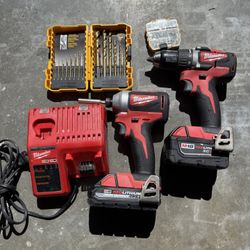 Milwaukee M18 Brushless Drill Set 