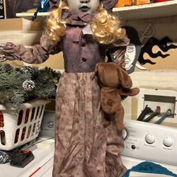 Hallowing Doll Almost New